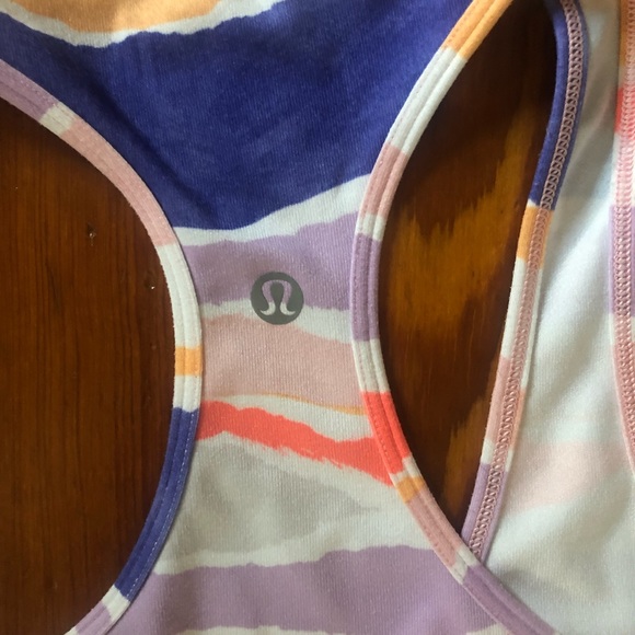 Lululemon pattern tank top - Picture 3 of 3